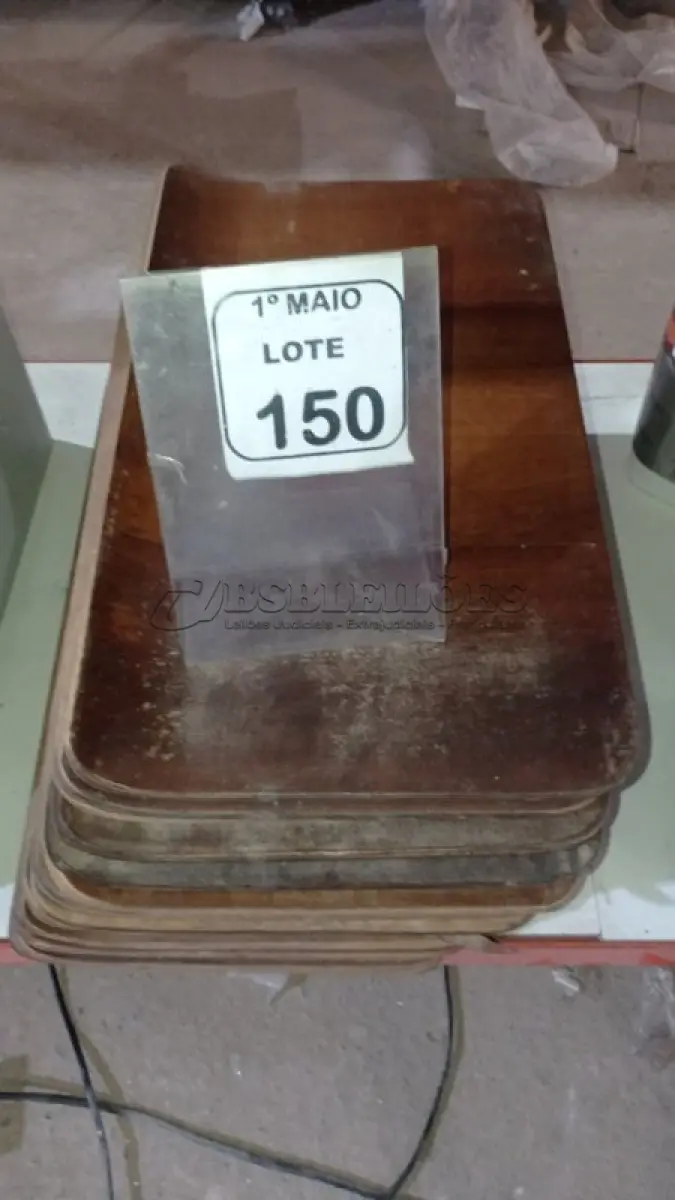 LOTE 150 - 20 PLACAS DE MADEIRA. (NO ESTADO) ATENÇÃO! FAZER A VISITAÇÃO ANTES DE ARREMATAR, NÃO SABEMOS SE FUNCIONA, LEILÃO NÃO TEM GARANTIA E NEM DEVOLUÇÃO, SUJEITO A POSSÍVEIS AVARIAS VISÍVEIS/OCULTAS E/OU AUSÊNCIA DE COMPONENTES.