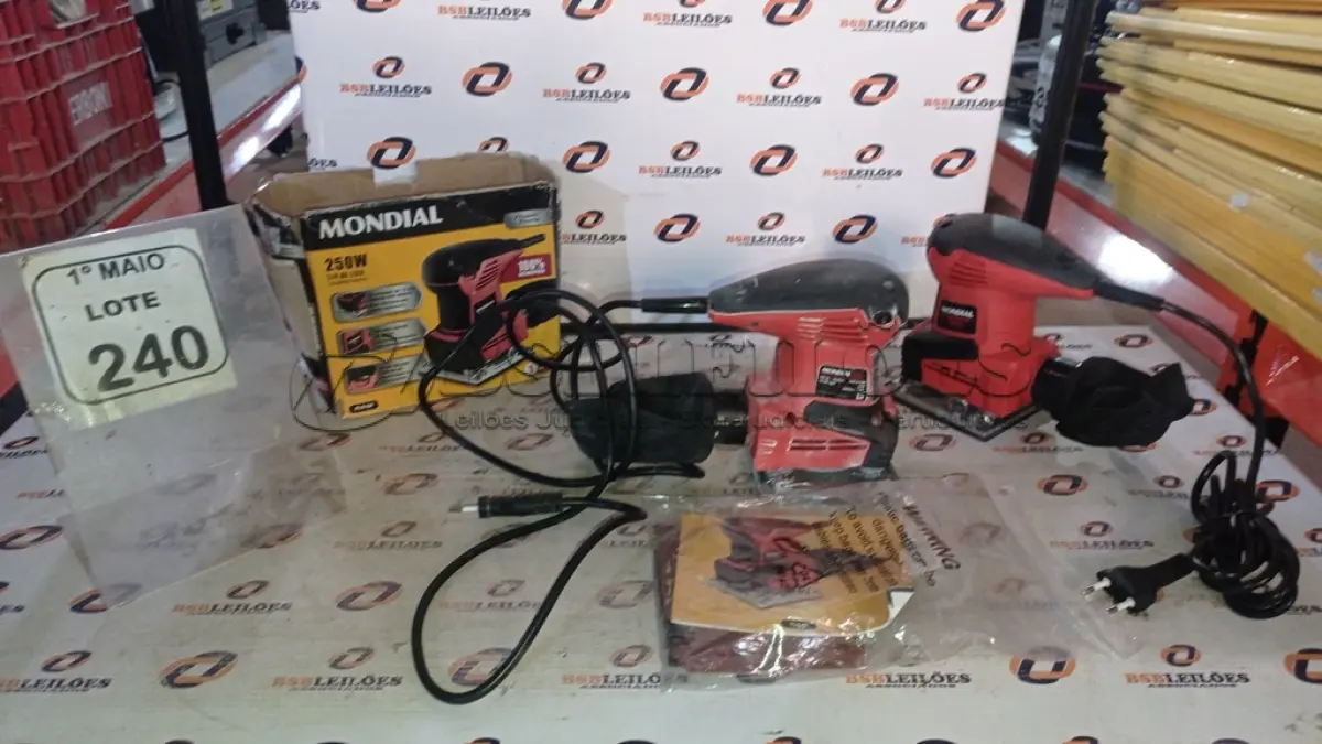 LOTE 240 - 02 LIXADEIRAS ORBITAL 220V MARCA MONDIAL. (NO ESTADO) ATENÇÃO! FAZER A VISITAÇÃO ANTES DE ARREMATAR, NÃO SABEMOS SE FUNCIONA, LEILÃO NÃO TEM GARANTIA E NEM DEVOLUÇÃO, SUJEITO A POSSÍVEIS AVARIAS VISÍVEIS/OCULTAS E/OU AUSÊNCIA DE COMPONENTES.
