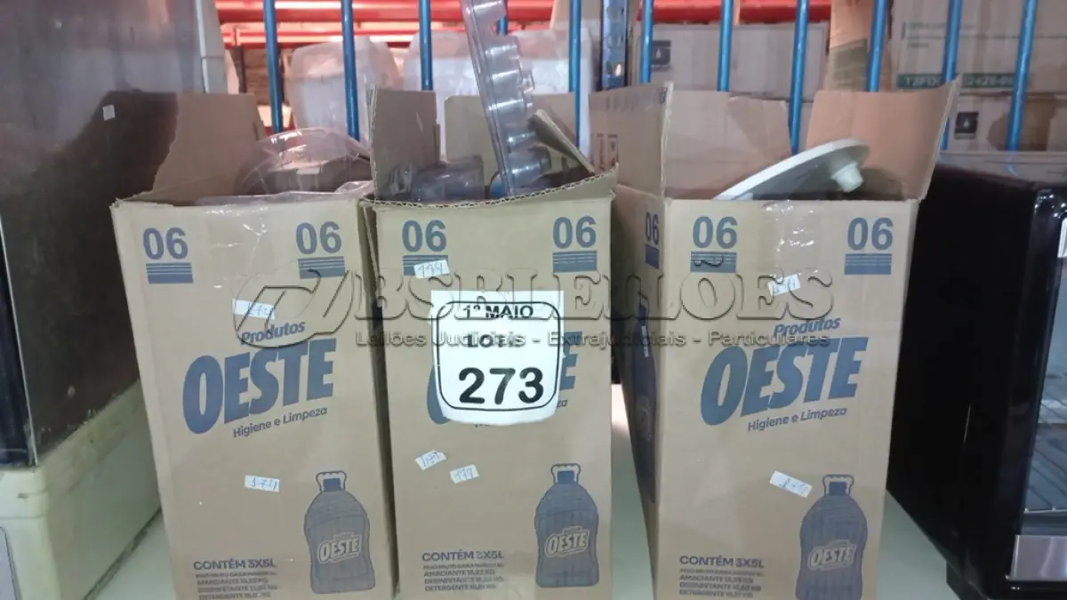 LOTE 273 - 01 LOTE COM VÁRIOS MATERIAIS DE CONFEITARIA DIVERSOS. (NO ESTADO) ATENÇÃO! FAZER A VISITAÇÃO ANTES DE ARREMATAR, NÃO SABEMOS SE FUNCIONA, LEILÃO NÃO TEM GARANTIA E NEM DEVOLUÇÃO, SUJEITO A POSSÍVEIS AVARIAS VISÍVEIS/OCULTAS E/OU AUSÊNCIA DE COMPONENTES.