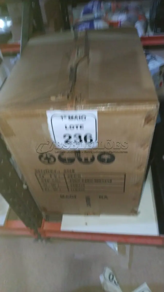 LOTE 236 - 06 SUPORTES DE MONITOR MARCA DATEN. (NO ESTADO) ATENÇÃO! FAZER A VISITAÇÃO ANTES DE ARREMATAR, NÃO SABEMOS SE FUNCIONA, LEILÃO NÃO TEM GARANTIA E NEM DEVOLUÇÃO, SUJEITO A POSSÍVEIS AVARIAS VISÍVEIS/OCULTAS E/OU AUSÊNCIA DE COMPONENTES.