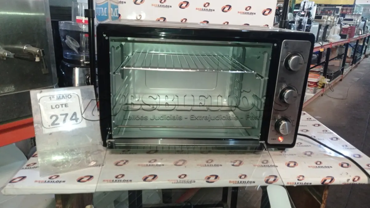 LOTE 274 - 01 FORNO ELÉTRICO MODELO GRAND FAMILY II 52L MARCA MONDIAL. (NO ESTADO) ATENÇÃO! FAZER A VISITAÇÃO ANTES DE ARREMATAR, NÃO SABEMOS SE FUNCIONA, LEILÃO NÃO TEM GARANTIA E NEM DEVOLUÇÃO, SUJEITO A POSSÍVEIS AVARIAS VISÍVEIS/OCULTAS E/OU AUSÊNCIA DE COMPONENTES.