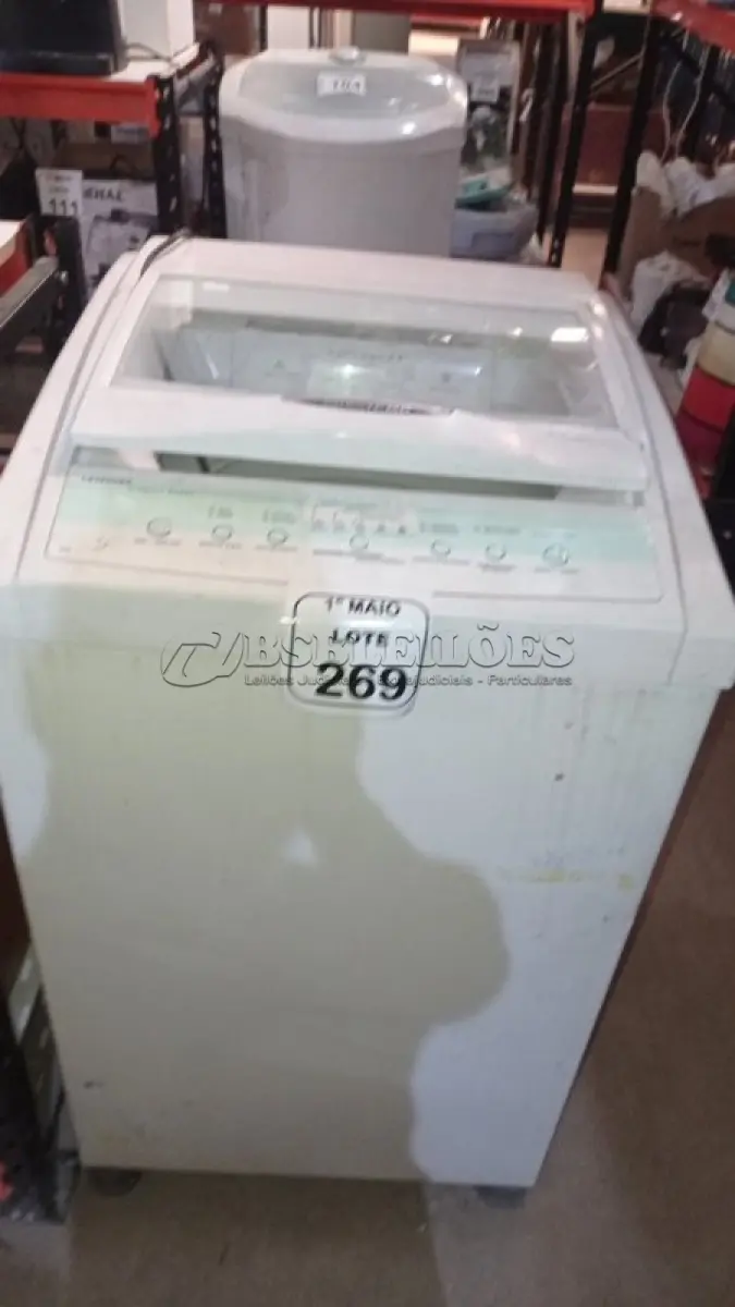 LOTE 269 - 01 MÁQUINA DE LAVAR 5KG 220V MARCA BRASTEMP. (NO ESTADO) ATENÇÃO! FAZER A VISITAÇÃO ANTES DE ARREMATAR, NÃO SABEMOS SE FUNCIONA, LEILÃO NÃO TEM GARANTIA E NEM DEVOLUÇÃO, SUJEITO A POSSÍVEIS AVARIAS VISÍVEIS/OCULTAS E/OU AUSÊNCIA DE COMPONENTES.