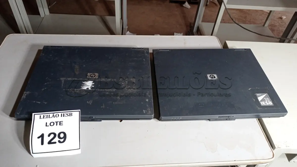 LOTE 129 - 02 NOTEBOOKS HP SEM FONTE. (NO ESTADO) ATENÇÃO! FAZER A VISITAÇÃO ANTES DE ARREMATAR, NÃO SABEMOS SE FUNCIONA, LEILÃO NÃO TEM GARANTIA E NEM DEVOLUÇÃO, SUJEITO A POSSÍVEIS AVARIAS VISÍVEIS/OCULTAS E/OU AUSÊNCIA DE COMPONENTES.
