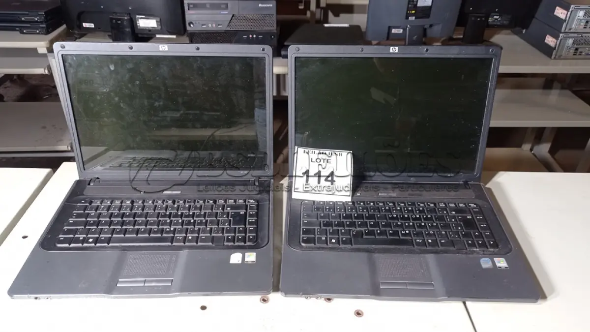 LOTE 114 - 02 NOTEBOOKS HP SEM FONTE. (NO ESTADO) ATENÇÃO! FAZER A VISITAÇÃO ANTES DE ARREMATAR, NÃO SABEMOS SE FUNCIONA, LEILÃO NÃO TEM GARANTIA E NEM DEVOLUÇÃO, SUJEITO A POSSÍVEIS AVARIAS VISÍVEIS/OCULTAS E/OU AUSÊNCIA DE COMPONENTES.