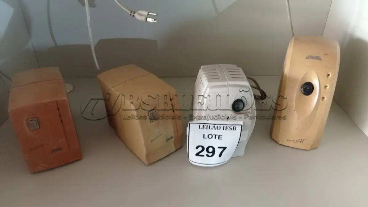 LOTE 297 - 04 ESTABILIZADORES DIVERSOS. (NO ESTADO) ATENÇÃO! FAZER A VISITAÇÃO ANTES DE ARREMATAR, NÃO SABEMOS SE FUNCIONA, LEILÃO NÃO TEM GARANTIA E NEM DEVOLUÇÃO, SUJEITO A POSSÍVEIS AVARIAS VISÍVEIS/OCULTAS E/OU AUSÊNCIA DE COMPONENTES.