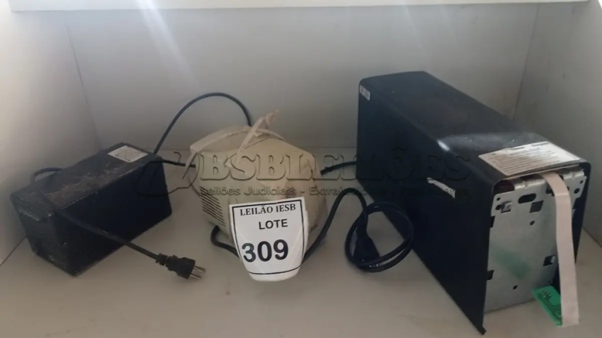 LOTE 309 - 03 ESTABILIZADORES DIVERSOS. (NO ESTADO) ATENÇÃO! FAZER A VISITAÇÃO ANTES DE ARREMATAR, NÃO SABEMOS SE FUNCIONA, LEILÃO NÃO TEM GARANTIA E NEM DEVOLUÇÃO, SUJEITO A POSSÍVEIS AVARIAS VISÍVEIS/OCULTAS E/OU AUSÊNCIA DE COMPONENTES.