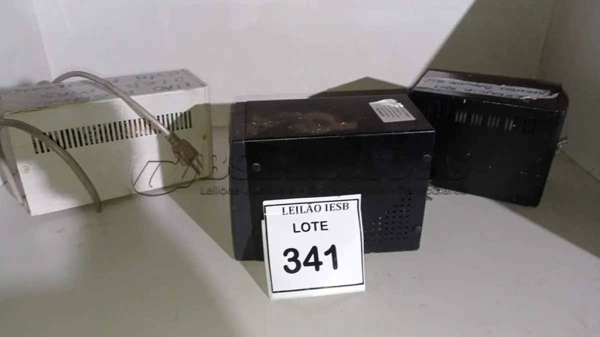 LOTE 341 - 03 ESTABILIZADORES DIVERSOS. (NO ESTADO) ATENÇÃO! FAZER A VISITAÇÃO ANTES DE ARREMATAR, NÃO SABEMOS SE FUNCIONA, LEILÃO NÃO TEM GARANTIA E NEM DEVOLUÇÃO, SUJEITO A POSSÍVEIS AVARIAS VISÍVEIS/OCULTAS E/OU AUSÊNCIA DE COMPONENTES.