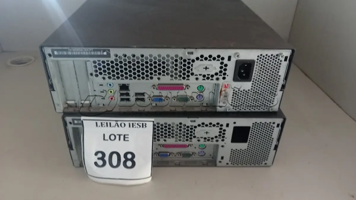 LOTE 308 - 02 CPUS LENOVO. (NO ESTADO) ATENÇÃO! FAZER A VISITAÇÃO ANTES DE ARREMATAR, NÃO SABEMOS SE FUNCIONA, LEILÃO NÃO TEM GARANTIA E NEM DEVOLUÇÃO, SUJEITO A POSSÍVEIS AVARIAS VISÍVEIS/OCULTAS E/OU AUSÊNCIA DE COMPONENTES.