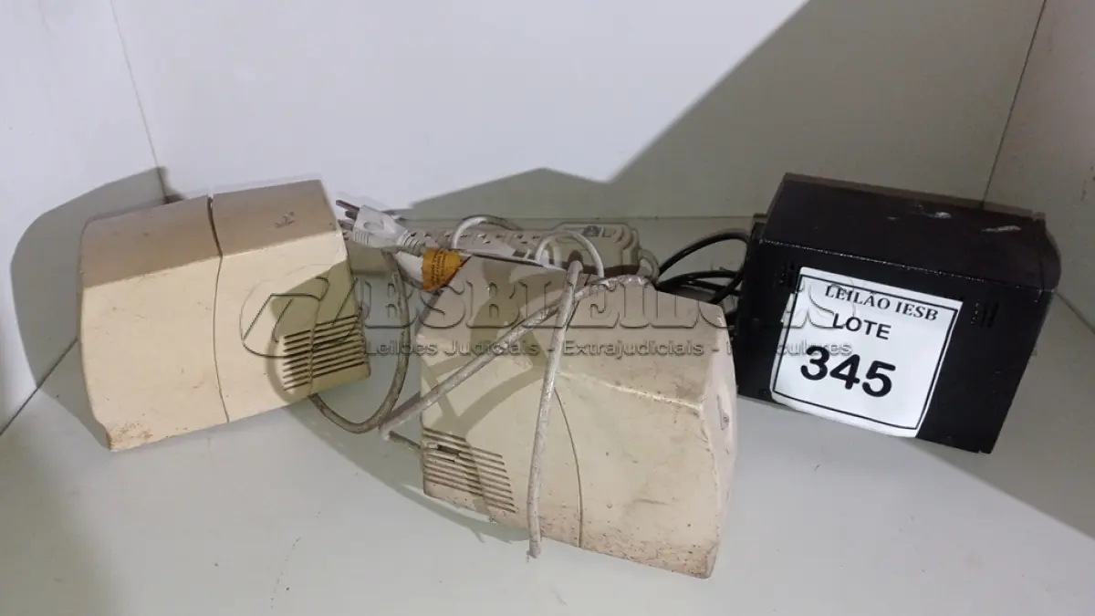 LOTE 345 - 03 ESTABILIZADORES DIVERSOS. (NO ESTADO) ATENÇÃO! FAZER A VISITAÇÃO ANTES DE ARREMATAR, NÃO SABEMOS SE FUNCIONA, LEILÃO NÃO TEM GARANTIA E NEM DEVOLUÇÃO, SUJEITO A POSSÍVEIS AVARIAS VISÍVEIS/OCULTAS E/OU AUSÊNCIA DE COMPONENTES.