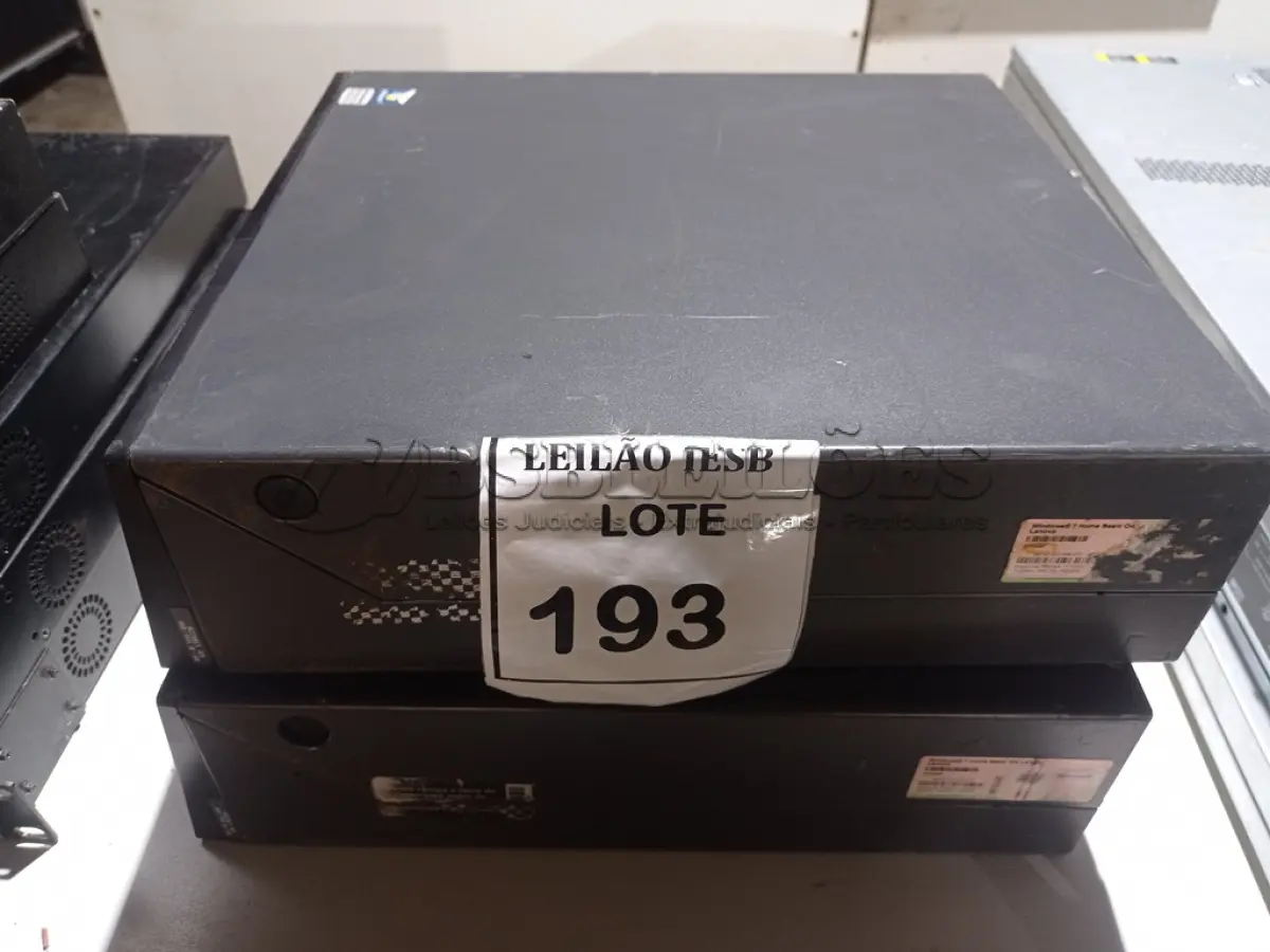 LOTE 193 - 02 CPUS LENOVO. (NO ESTADO) ATENÇÃO! FAZER A VISITAÇÃO ANTES DE ARREMATAR, NÃO SABEMOS SE FUNCIONA, LEILÃO NÃO TEM GARANTIA E NEM DEVOLUÇÃO, SUJEITO A POSSÍVEIS AVARIAS VISÍVEIS/OCULTAS E/OU AUSÊNCIA DE COMPONENTES.
