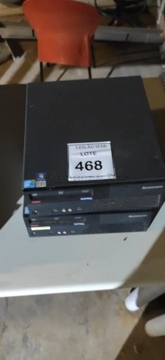 LOTE 468 - 02 CPUS LENOVO. (NO ESTADO) ATENÇÃO! FAZER A VISITAÇÃO ANTES DE ARREMATAR, NÃO SABEMOS SE FUNCIONA, LEILÃO NÃO TEM GARANTIA E NEM DEVOLUÇÃO, SUJEITO A POSSÍVEIS AVARIAS VISÍVEIS/OCULTAS E/OU AUSÊNCIA DE COMPONENTES.