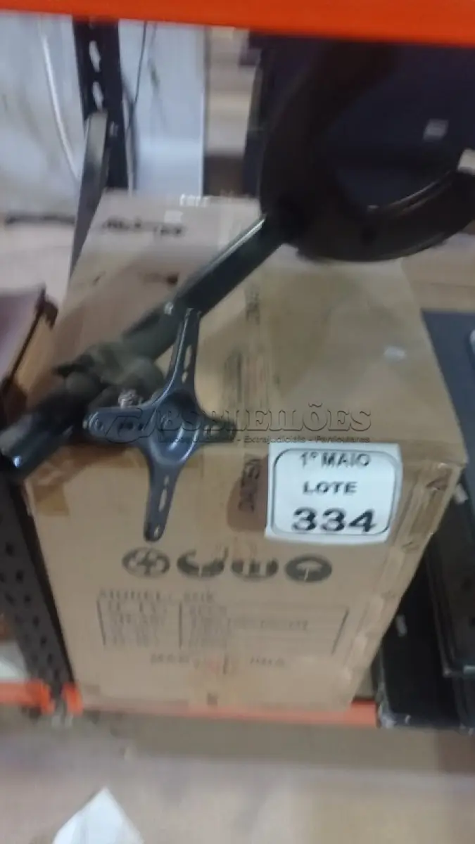 LOTE 334 - 06 SUPORTES DE MONITOR MARCA DATEN. (NO ESTADO) ATENÇÃO! FAZER A VISITAÇÃO ANTES DE ARREMATAR, NÃO SABEMOS SE FUNCIONA, LEILÃO NÃO TEM GARANTIA E NEM DEVOLUÇÃO, SUJEITO A POSSÍVEIS AVARIAS VISÍVEIS/OCULTAS E/OU AUSÊNCIA DE COMPONENTES.