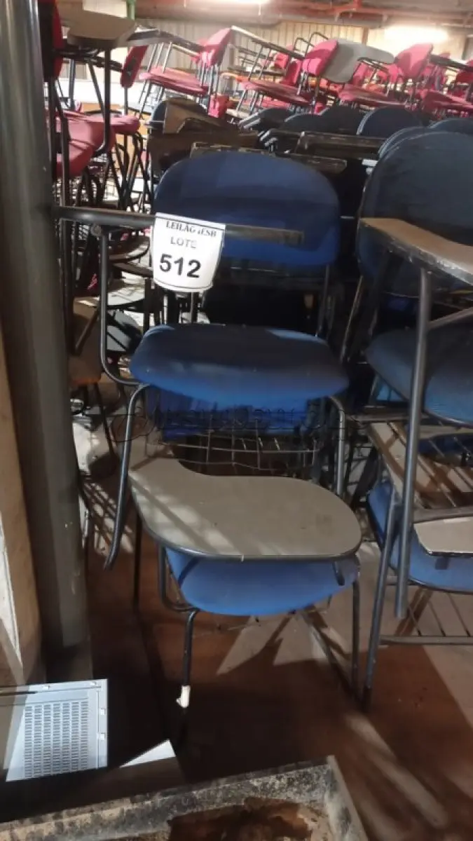 LOTE 512 - 10 CADEIRAS UNIVERSITÁRIAS. (NO ESTADO) ATENÇÃO! FAZER A VISITAÇÃO ANTES DE ARREMATAR, NÃO SABEMOS SE FUNCIONA, LEILÃO NÃO TEM GARANTIA E NEM DEVOLUÇÃO, SUJEITO A POSSÍVEIS AVARIAS VISÍVEIS/OCULTAS E/OU AUSÊNCIA DE COMPONENTES.