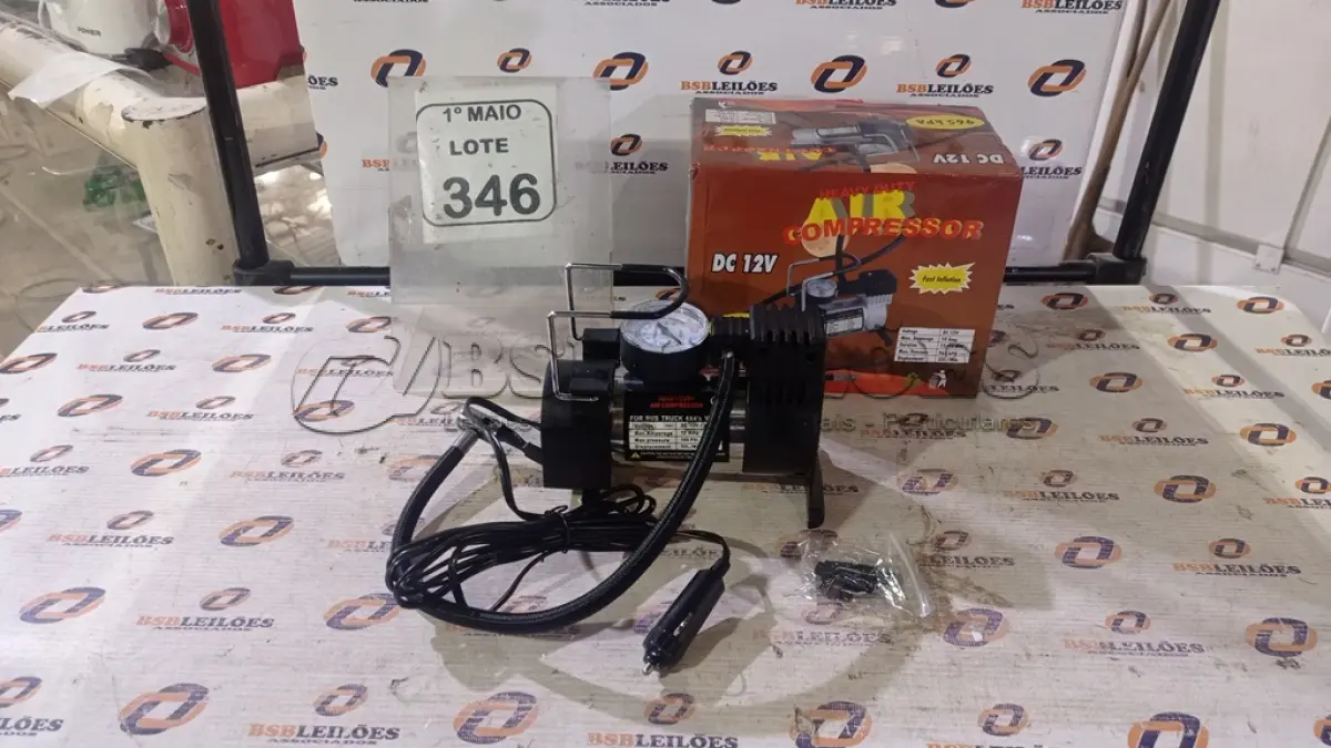 LOTE 346 - 01 COMPRESSOR DE AR DC 12V. (NO ESTADO) ATENÇÃO! FAZER A VISITAÇÃO ANTES DE ARREMATAR, NÃO SABEMOS SE FUNCIONA, LEILÃO NÃO TEM GARANTIA E NEM DEVOLUÇÃO, SUJEITO A POSSÍVEIS AVARIAS VISÍVEIS/OCULTAS E/OU AUSÊNCIA DE COMPONENTES.