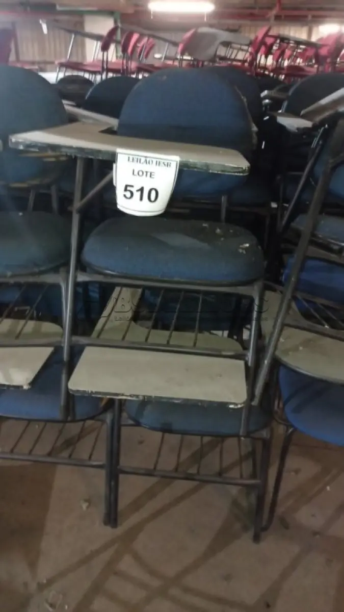 LOTE 510 - 10 CADEIRAS UNIVERSITÁRIAS. (NO ESTADO) ATENÇÃO! FAZER A VISITAÇÃO ANTES DE ARREMATAR, NÃO SABEMOS SE FUNCIONA, LEILÃO NÃO TEM GARANTIA E NEM DEVOLUÇÃO, SUJEITO A POSSÍVEIS AVARIAS VISÍVEIS/OCULTAS E/OU AUSÊNCIA DE COMPONENTES.