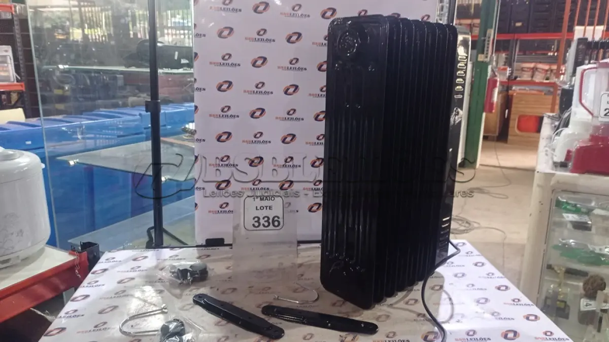 LOTE 336 - 01 AQUECEDOR DE AR 220V MARCA MONDIAL. (NO ESTADO) ATENÇÃO! FAZER A VISITAÇÃO ANTES DE ARREMATAR, NÃO SABEMOS SE FUNCIONA, LEILÃO NÃO TEM GARANTIA E NEM DEVOLUÇÃO, SUJEITO A POSSÍVEIS AVARIAS VISÍVEIS/OCULTAS E/OU AUSÊNCIA DE COMPONENTES.