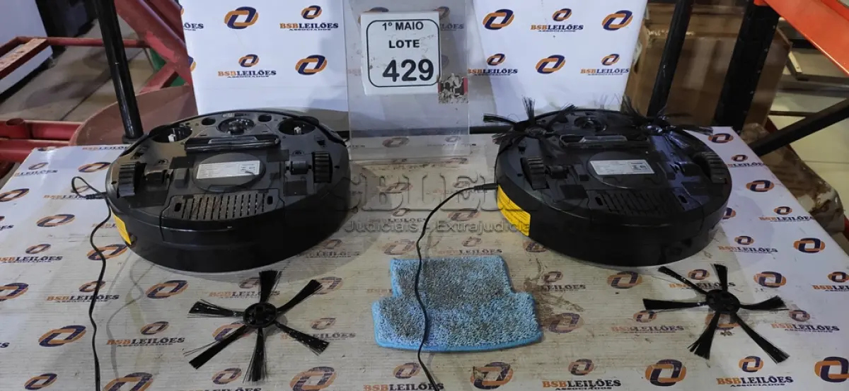 LOTE 429 - 02 ASPIRADORES ROBÔ MARCA MONDIAL. (NO ESTADO) ATENÇÃO! FAZER A VISITAÇÃO ANTES DE ARREMATAR, NÃO SABEMOS SE FUNCIONA, LEILÃO NÃO TEM GARANTIA E NEM DEVOLUÇÃO, SUJEITO A POSSÍVEIS AVARIAS VISÍVEIS/OCULTAS E/OU AUSÊNCIA DE COMPONENTES.
