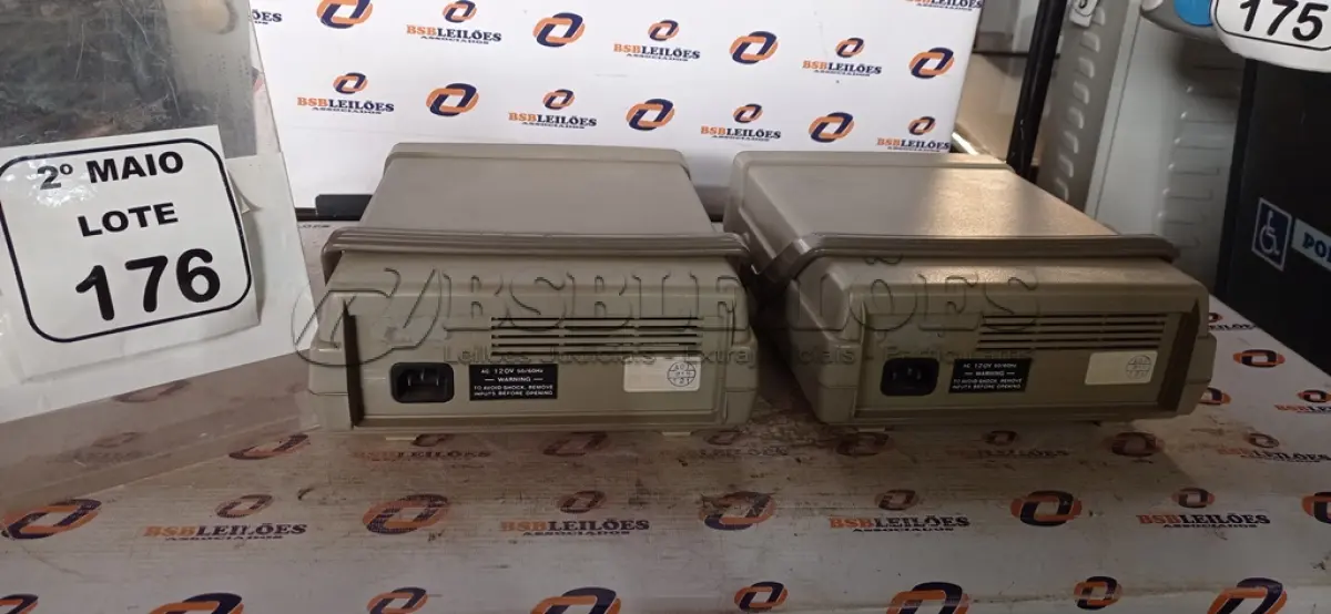 LOTE 176 - 02 FREQUENCÍMETROS DIGITAL DE BANCADA MODELO MF-6120 MARCA MINIPA. (NO ESTADO) ATENÇÃO! FAZER A VISITAÇÃO ANTES DE ARREMATAR, NÃO SABEMOS SE FUNCIONA, LEILÃO NÃO TEM GARANTIA E NEM DEVOLUÇÃO, SUJEITO A POSSÍVEIS AVARIAS VISÍVEIS/OCULTAS E/OU AUSÊNCIA DE COMPONENTES.