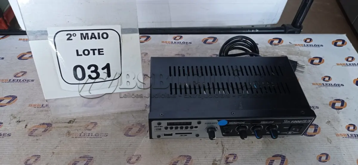 LOTE 031 - 01 RECEPTOR DE MICROFONE MODELO SLIM1000 MARCA FRAHM. (NO ESTADO) ATENÇÃO! FAZER A VISITAÇÃO ANTES DE ARREMATAR, NÃO SABEMOS SE FUNCIONA, LEILÃO NÃO TEM GARANTIA E NEM DEVOLUÇÃO, SUJEITO A POSSÍVEIS AVARIAS VISÍVEIS/OCULTAS E/OU AUSÊNCIA DE COMPONENTES.