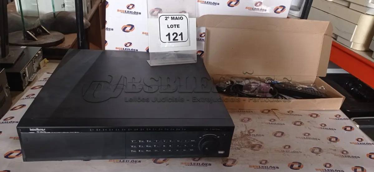 LOTE 121 - 01 DVR MODELO VT 16M 480 MARCA INTELBRAS. (NO ESTADO) ATENÇÃO! FAZER A VISITAÇÃO ANTES DE ARREMATAR, NÃO SABEMOS SE FUNCIONA, LEILÃO NÃO TEM GARANTIA E NEM DEVOLUÇÃO, SUJEITO A POSSÍVEIS AVARIAS VISÍVEIS/OCULTAS E/OU AUSÊNCIA DE COMPONENTES.