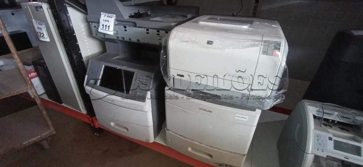 LOTE 111 - 03 IMPRESSORAS DE MARCAS E MODELOS DIVERSOS. (NO ESTADO) ATENÇÃO! FAZER A VISITAÇÃO ANTES DE ARREMATAR, NÃO SABEMOS SE FUNCIONA, LEILÃO NÃO TEM GARANTIA E NEM DEVOLUÇÃO, SUJEITO A POSSÍVEIS AVARIAS VISÍVEIS/OCULTAS E/OU AUSÊNCIA DE COMPONENTES.