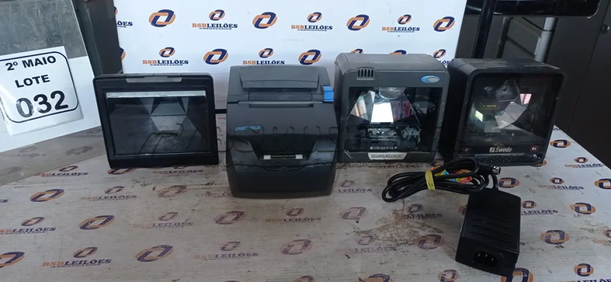 LOTE 032 - 03 LEITORAS DE CÓDIGO DE BARRAS MARCAS SWEDA E 01 IMPRESSORA DE CUPOM MARCA DIEBOLD. (NO ESTADO) ATENÇÃO! FAZER A VISITAÇÃO ANTES DE ARREMATAR, NÃO SABEMOS SE FUNCIONA, LEILÃO NÃO TEM GARANTIA E NEM DEVOLUÇÃO, SUJEITO A POSSÍVEIS AVARIAS VISÍVEIS/OCULTAS E/OU AUSÊNCIA DE COMPONENTES.