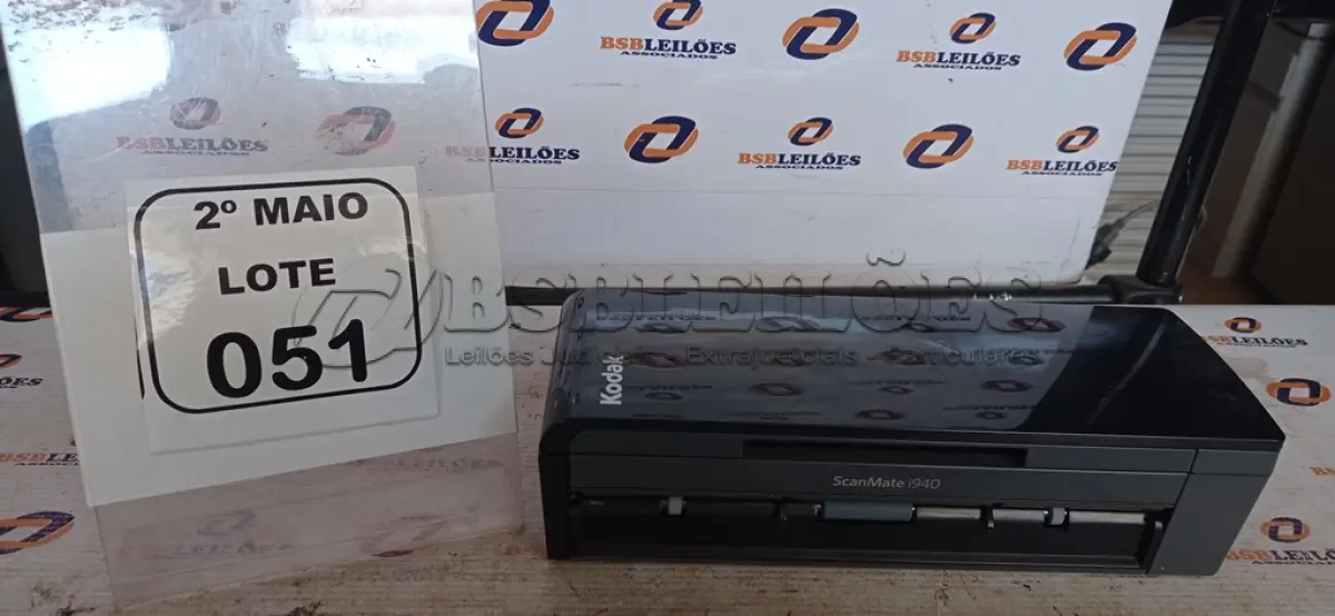 LOTE 051 - 01 SCANNER MODELO I940 MARCA KODAK SEM FONTE. (NO ESTADO) ATENÇÃO! FAZER A VISITAÇÃO ANTES DE ARREMATAR, NÃO SABEMOS SE FUNCIONA, LEILÃO NÃO TEM GARANTIA E NEM DEVOLUÇÃO, SUJEITO A POSSÍVEIS AVARIAS VISÍVEIS/OCULTAS E/OU AUSÊNCIA DE COMPONENTES.
