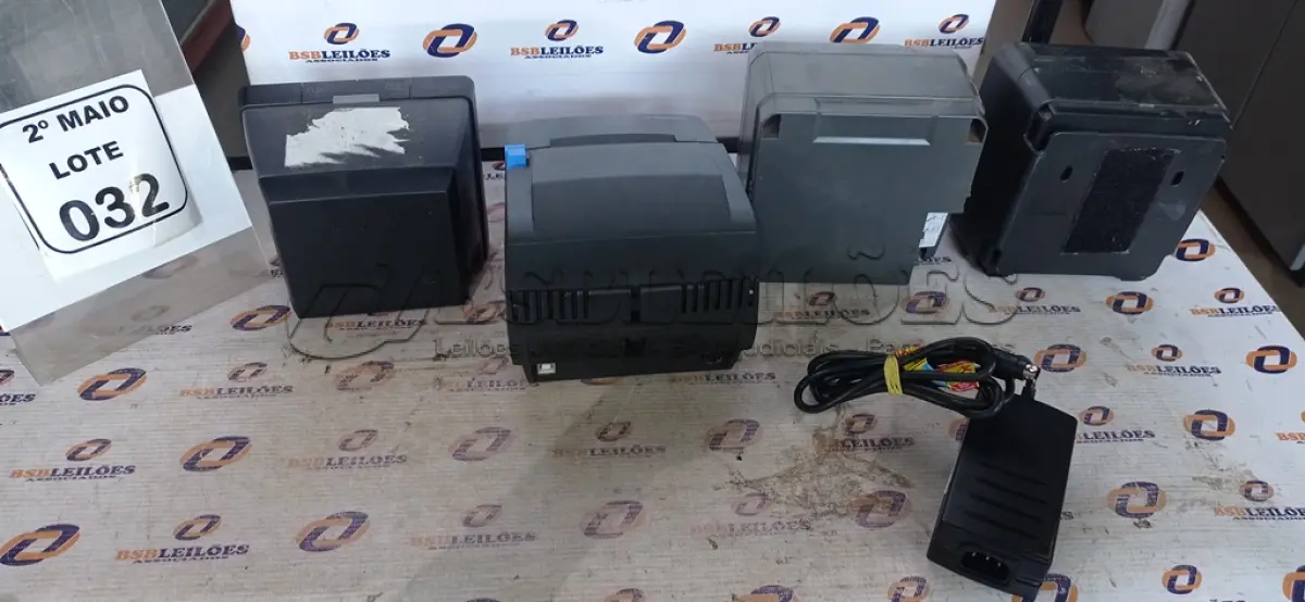 LOTE 032 - 03 LEITORAS DE CÓDIGO DE BARRAS MARCAS SWEDA E 01 IMPRESSORA DE CUPOM MARCA DIEBOLD. (NO ESTADO) ATENÇÃO! FAZER A VISITAÇÃO ANTES DE ARREMATAR, NÃO SABEMOS SE FUNCIONA, LEILÃO NÃO TEM GARANTIA E NEM DEVOLUÇÃO, SUJEITO A POSSÍVEIS AVARIAS VISÍVEIS/OCULTAS E/OU AUSÊNCIA DE COMPONENTES.
