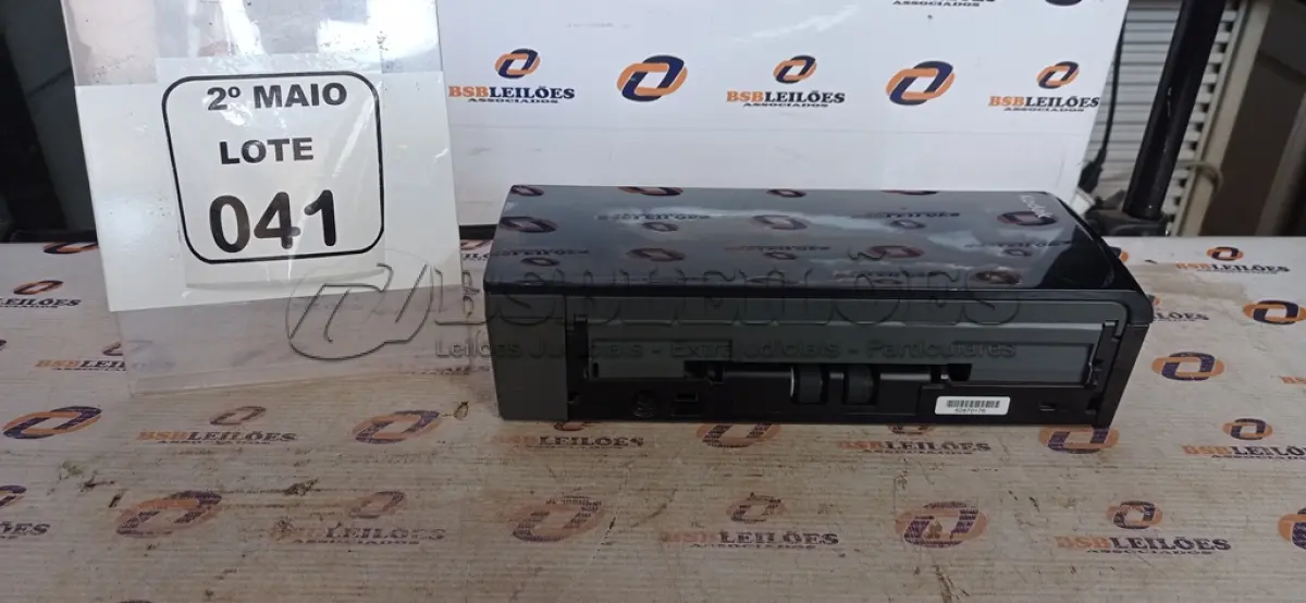 LOTE 041 - 01 SCANNER MODELO SCANMATE I940 MARCA KODAK. (NO ESTADO) ATENÇÃO! FAZER A VISITAÇÃO ANTES DE ARREMATAR, NÃO SABEMOS SE FUNCIONA, LEILÃO NÃO TEM GARANTIA E NEM DEVOLUÇÃO, SUJEITO A POSSÍVEIS AVARIAS VISÍVEIS/OCULTAS E/OU AUSÊNCIA DE COMPONENTES.