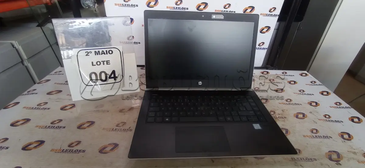LOTE 004 - 01 NOTEBOOK MARCA HP SEM FONTE. (NO ESTADO) ATENÇÃO! FAZER A VISITAÇÃO ANTES DE ARREMATAR, NÃO SABEMOS SE FUNCIONA, LEILÃO NÃO TEM GARANTIA E NEM DEVOLUÇÃO, SUJEITO A POSSÍVEIS AVARIAS VISÍVEIS/OCULTAS E/OU AUSÊNCIA DE COMPONENTES.