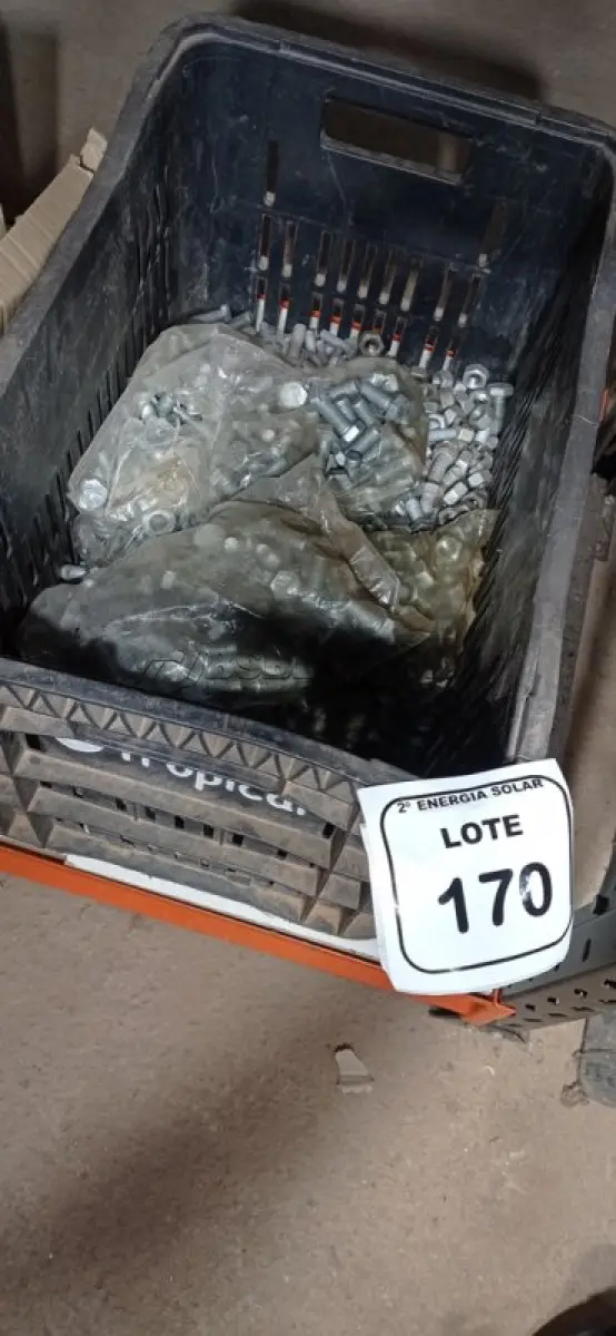 LOTE 170 - 01 CAIXA COM KIT FIXADOR ½. (NO ESTADO) ATENÇÃO! FAZER A VISITAÇÃO ANTES DE ARREMATAR, NÃO SABEMOS SE FUNCIONA, LEILÃO NÃO TEM GARANTIA E NEM DEVOLUÇÃO, SUJEITO A POSSÍVEIS AVARIAS VISÍVEIS/OCULTAS E/OU AUSÊNCIA DE COMPONENTES.