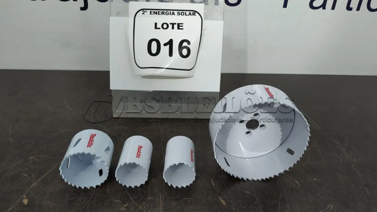 LOTE 016 - 02 SERRAS COPO 35MM E 01 SERRA COPO DE 102MM, SERRAS COPO 48MM MARCA MAKITA. (NO ESTADO) ATENÇÃO! FAZER A VISITAÇÃO ANTES DE ARREMATAR, NÃO SABEMOS SE FUNCIONA, LEILÃO NÃO TEM GARANTIA E NEM DEVOLUÇÃO, SUJEITO A POSSÍVEIS AVARIAS VISÍVEIS/OCULTAS E/OU AUSÊNCIA DE COMPONENTES.