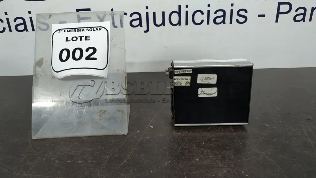 LOTE 002 - 01 INVERSOR DE ONDA MODIFICADA 400WATTS ENTRADA 24V E SAÍDA 127V. (NO ESTADO) ATENÇÃO! FAZER A VISITAÇÃO ANTES DE ARREMATAR, NÃO SABEMOS SE FUNCIONA, LEILÃO NÃO TEM GARANTIA E NEM DEVOLUÇÃO, SUJEITO A POSSÍVEIS AVARIAS VISÍVEIS/OCULTAS E/OU AUSÊNCIA DE COMPONENTES.