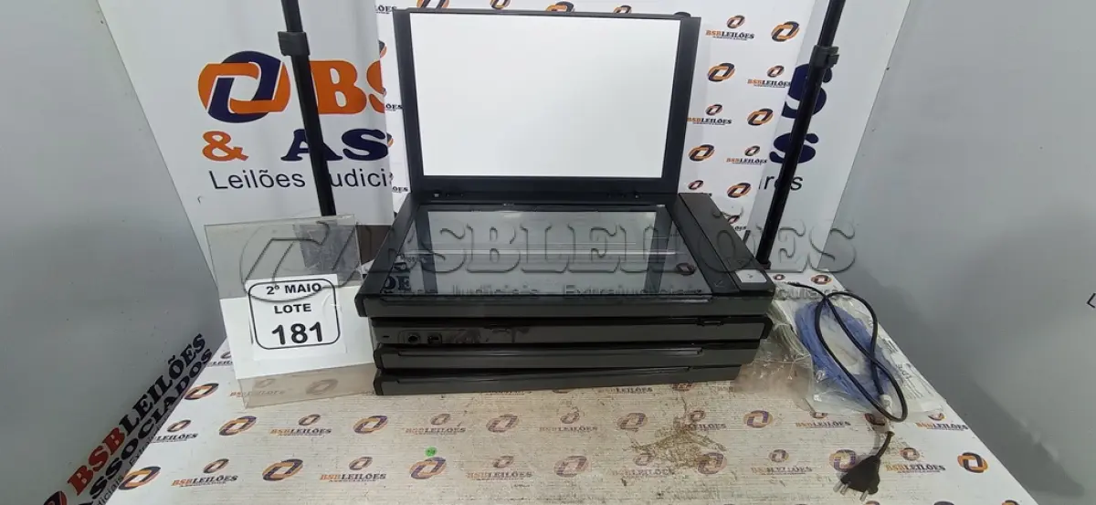 LOTE 181 - 04 SCANNERS MARCA KODAK. (NO ESTADO) ATENÇÃO! FAZER A VISITAÇÃO ANTES DE ARREMATAR, NÃO SABEMOS SE FUNCIONA, LEILÃO NÃO TEM GARANTIA E NEM DEVOLUÇÃO, SUJEITO A POSSÍVEIS AVARIAS VISÍVEIS/OCULTAS E/OU AUSÊNCIA DE COMPONENTES.