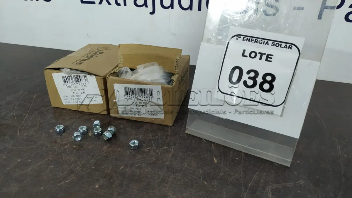 LOTE 038 - 02 CAIXAS COM PORCAS TRAVANTED ALTA ZINCADA 5/16-18. (NO ESTADO) ATENÇÃO! FAZER A VISITAÇÃO ANTES DE ARREMATAR, NÃO SABEMOS SE FUNCIONA, LEILÃO NÃO TEM GARANTIA E NEM DEVOLUÇÃO, SUJEITO A POSSÍVEIS AVARIAS VISÍVEIS/OCULTAS E/OU AUSÊNCIA DE COMPONENTES.