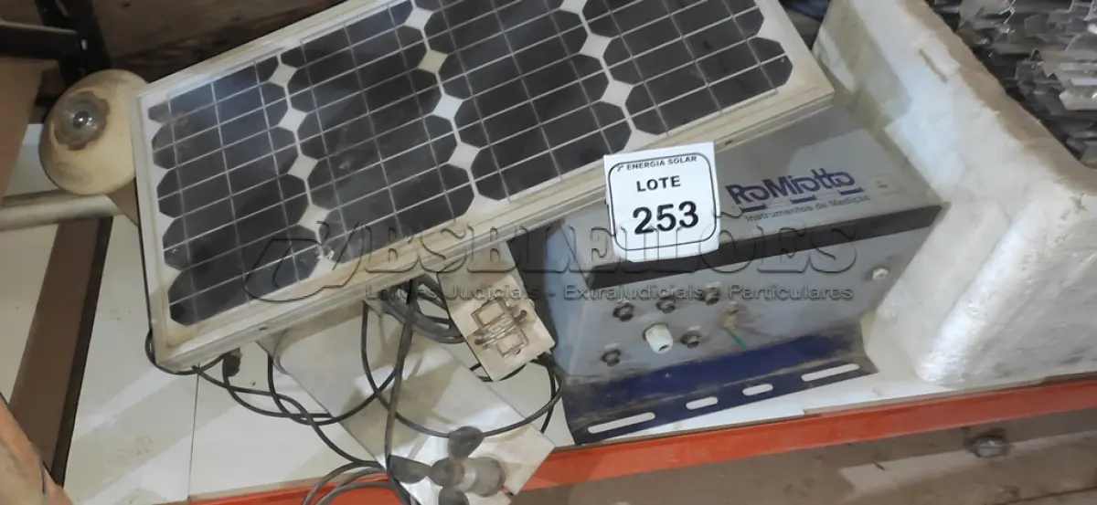 LOTE 253 - 01 ESTAÇÃO SOLARIMÉTRICA PADRÃO EPE. (NO ESTADO) ATENÇÃO! FAZER A VISITAÇÃO ANTES DE ARREMATAR, NÃO SABEMOS SE FUNCIONA, LEILÃO NÃO TEM GARANTIA E NEM DEVOLUÇÃO, SUJEITO A POSSÍVEIS AVARIAS VISÍVEIS/OCULTAS