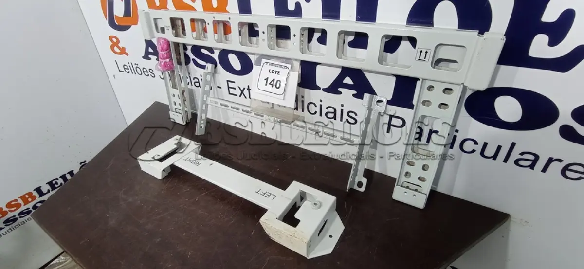 LOTE 140 - 03 SUPORTES PARA MICRO INVERSORES. (NO ESTADO) ATENÇÃO! FAZER A VISITAÇÃO ANTES DE ARREMATAR, NÃO SABEMOS SE FUNCIONA, LEILÃO NÃO TEM GARANTIA E NEM DEVOLUÇÃO, SUJEITO A POSSÍVEIS AVARIAS VISÍVEIS/OCULTAS E/OU AUSÊNCIA DE COMPONENTES.