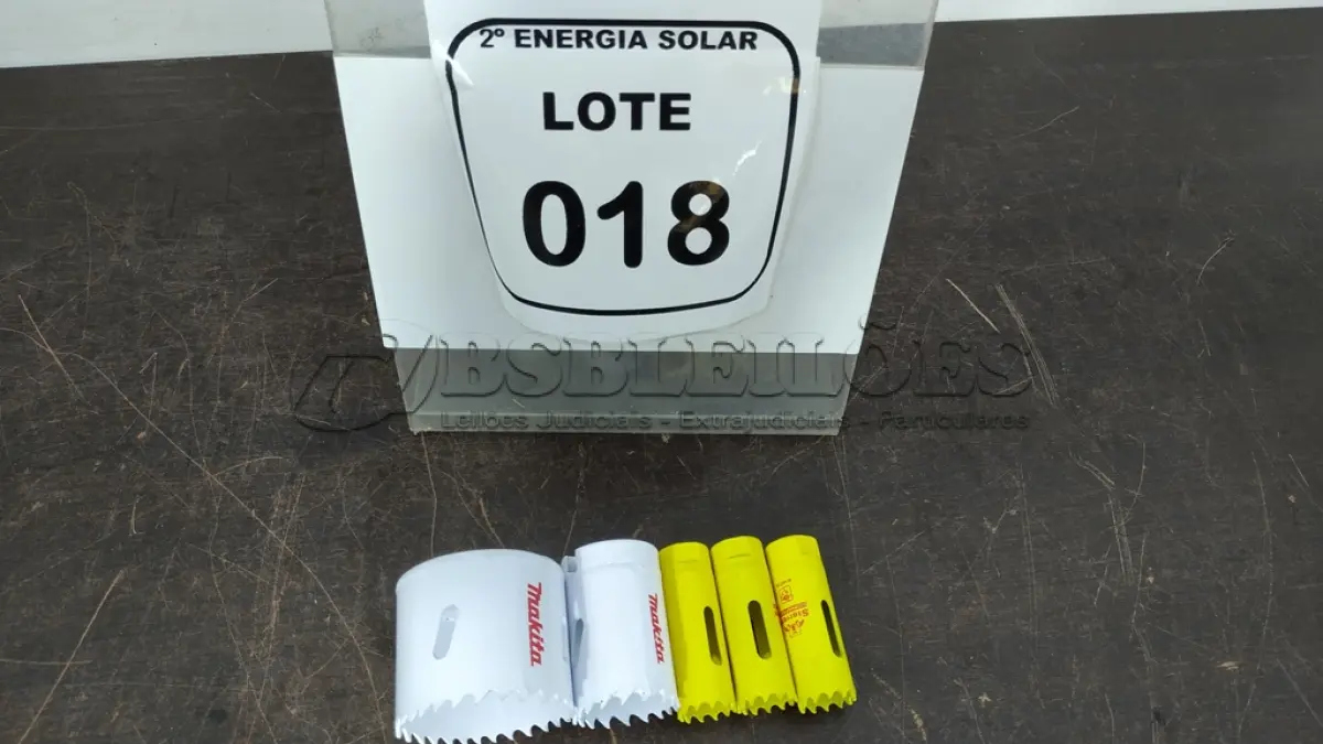 LOTE 018 - 03 SERRAS COPO DE 19MM, SERRAS COPO DE 33MM E 01 SERRA COPO DE 52MM. (NO ESTADO) ATENÇÃO! FAZER A VISITAÇÃO ANTES DE ARREMATAR, NÃO SABEMOS SE FUNCIONA, LEILÃO NÃO TEM GARANTIA E NEM DEVOLUÇÃO, SUJEITO A POSSÍVEIS AVARIAS VISÍVEIS/OCULTAS E/OU AUSÊNCIA DE COMPONENTES.