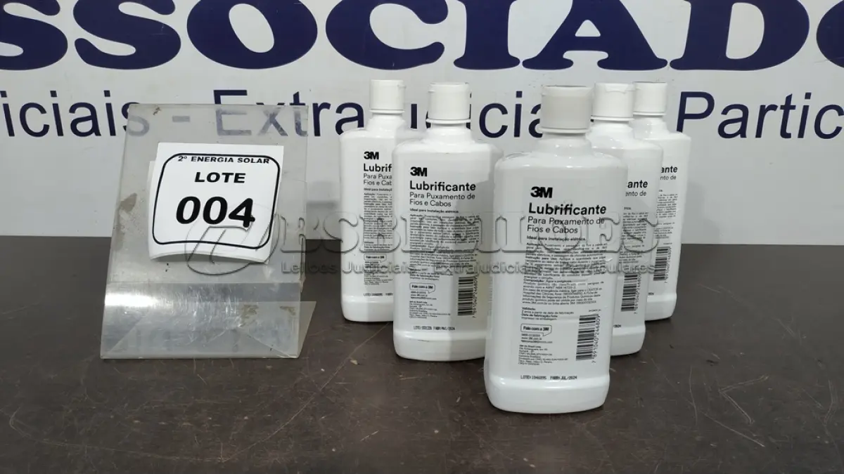 LOTE 004 - 05 LUBRIFICANTES PARA PUXAMENTO DE FIOS E CABOS 500 ML CADA MARCA 3M. (NO ESTADO) ATENÇÃO! FAZER A VISITAÇÃO ANTES DE ARREMATAR, NÃO SABEMOS SE FUNCIONA, LEILÃO NÃO TEM GARANTIA E NEM DEVOLUÇÃO, SUJEITO A POSSÍVEIS AVARIAS VISÍVEIS/OCULTAS E/OU AUSÊNCIA DE COMPONENTES.