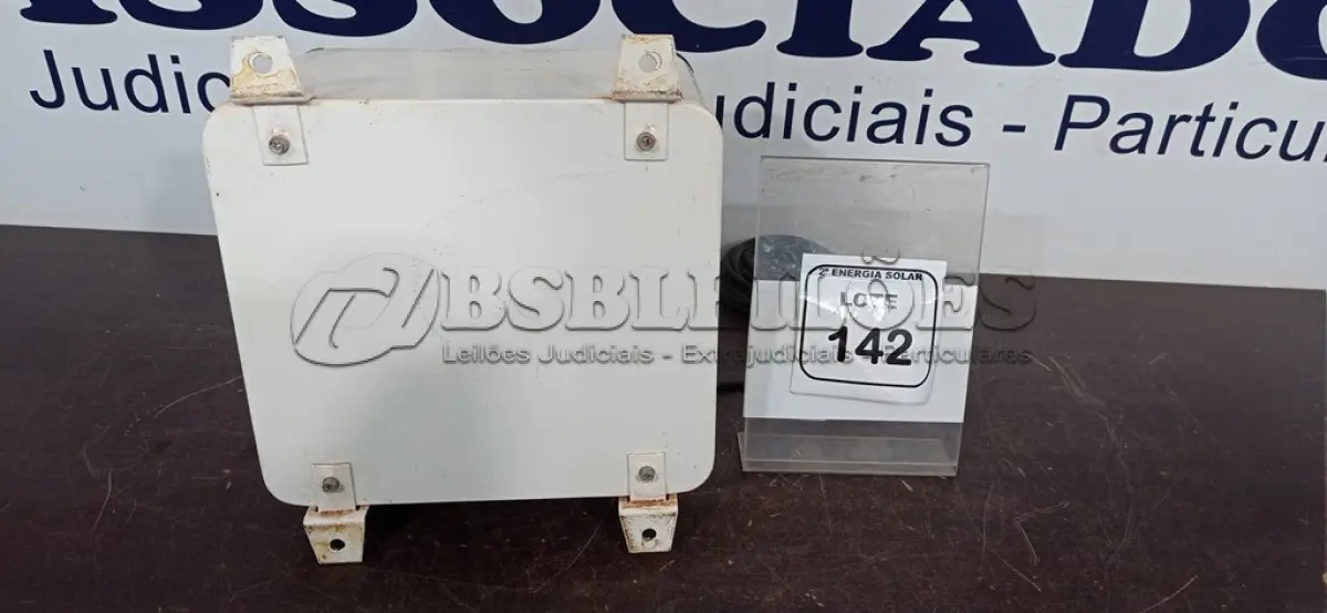 LOTE 142 - 01 QUADRO ELÉTRICO DA WEG. (NO ESTADO) ATENÇÃO! FAZER A VISITAÇÃO ANTES DE ARREMATAR, NÃO SABEMOS SE FUNCIONA, LEILÃO NÃO TEM GARANTIA E NEM DEVOLUÇÃO, SUJEITO A POSSÍVEIS AVARIAS VISÍVEIS/OCULTAS E/OU 