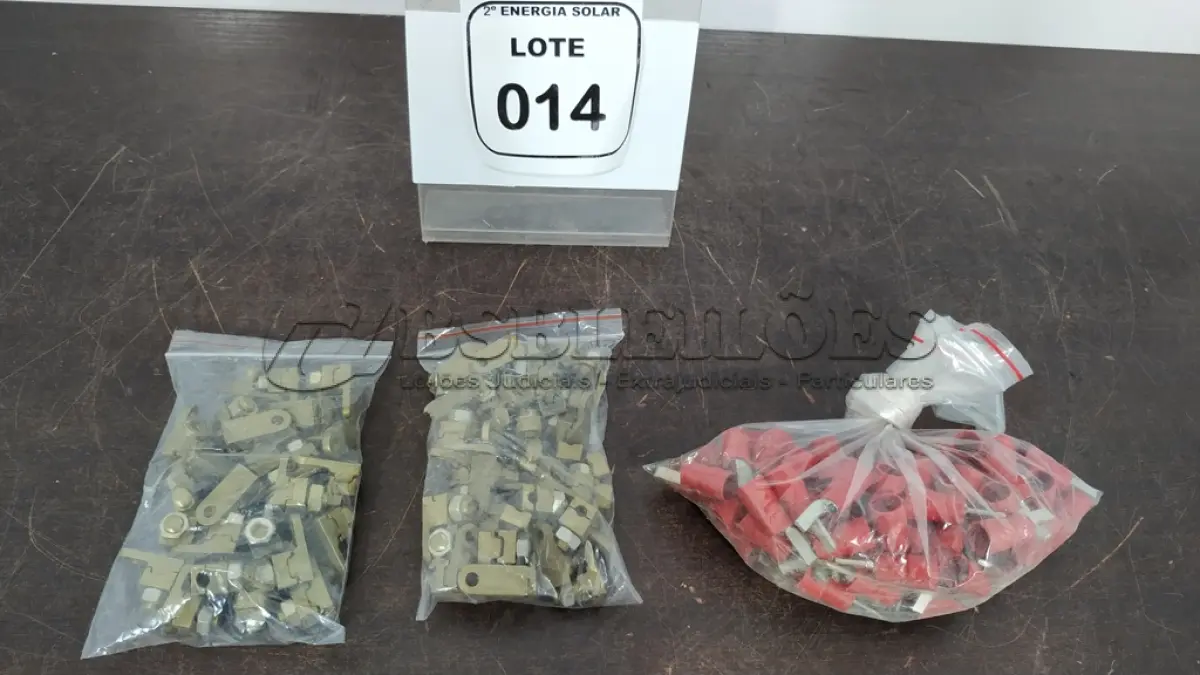 LOTE 014 - 01 LOTE COM TERMINAIS PARA CABOS. (NO ESTADO) ATENÇÃO! FAZER A VISITAÇÃO ANTES DE ARREMATAR, NÃO SABEMOS SE FUNCIONA, LEILÃO NÃO TEM GARANTIA E NEM DEVOLUÇÃO, SUJEITO A POSSÍVEIS AVARIAS VISÍVEIS/OCULTAS E/OU AUSÊNCIA DE COMPONENTES.