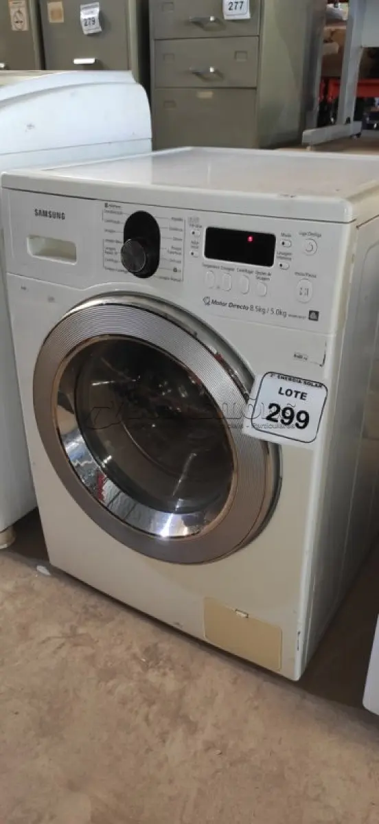 LOTE 299 - 01 LAVA E SECA SAMSUNG8,5KG 220VOLTS. (NO ESTADO) ATENÇÃO! FAZER A VISITAÇÃO ANTES DE ARREMATAR, NÃO SABEMOS SE FUNCIONA, LEILÃO NÃO TEM GARANTIA E NEM DEVOLUÇÃO, SUJEITO A POSSÍVEIS AVARIAS VISÍVEIS/OCULTAS E/OU AUSÊNCIA DE COMPONENTES.