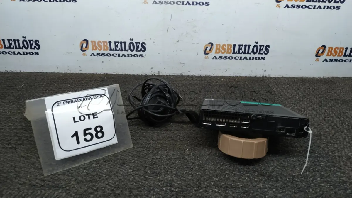 LOTE 158 - 01 CPU SEM MEMÓRIA E HD COM FONTE MARCA HP ELITE DESK. NO ESTADO EM QUE SE ENCONTRA. SUJEITO A AVARIAS OCULTAS/VISÍVEIS.) BM0673H