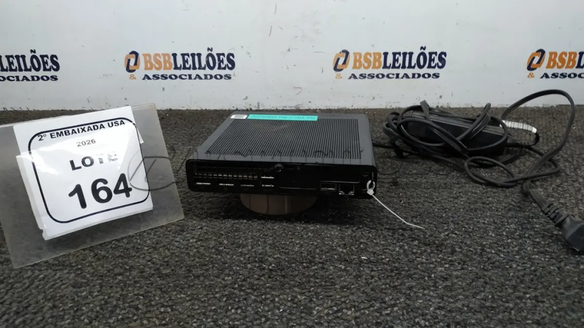 LOTE 164 - 01 CPU SEM HD E SEM MEMÓRIA COM FONTE MARCA HP ELITE DESK. (NO ESTADO EM QUE SE ENCONTRA. SUJEITO A AVARIAS OCULTAS/VISÍVEIS.) BM0464F