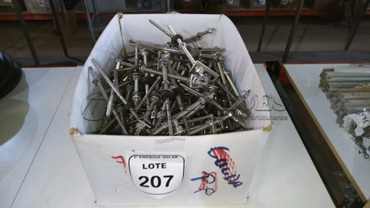 LOTE 207 - 01 CAIXA COM PARAFUSOS DE FIXAÇÃO METÁLICO M10 X 250MM AÇO INOX.  (NO ESTADO) ATENÇÃO! FAZER A VISITAÇÃO ANTES DE ARREMATAR, NÃO SABEMOS SE FUNCIONA, LEILÃO NÃO TEM GARANTIA E NEM DEVOLUÇÃO, SUJEITO A POSSÍVEIS AVARIAS VISÍVEIS/OCULTAS E/OU AUSÊNCIA DE COMPONENTES.