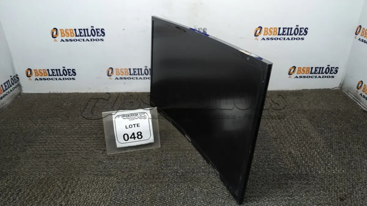 LOTE 048 - 01 MONITOR 24” TELA CURVA SEM PÉ MARCA SAMSUNG. (NO ESTADO EM QUE SE ENCONTRA. SUJEITO A AVARIAS OCULTAS/VISÍVEIS) AV9734X