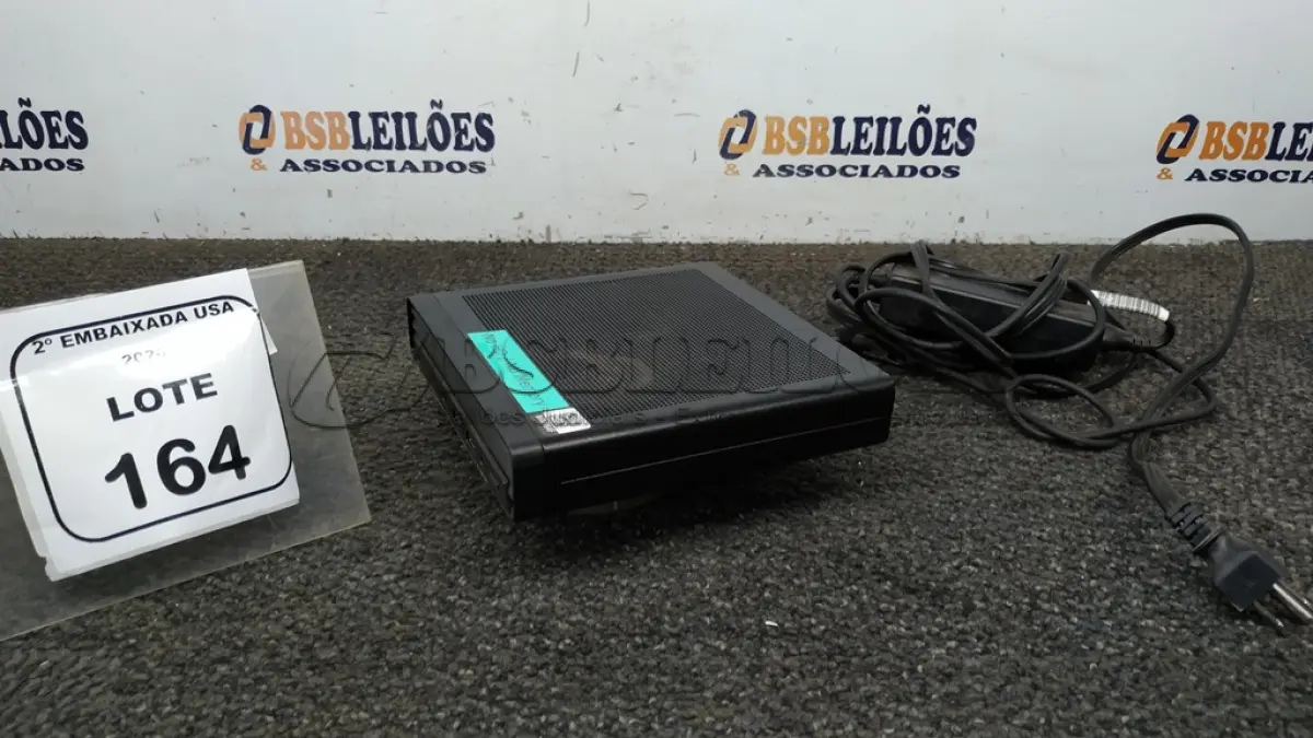 LOTE 164 - 01 CPU SEM HD E SEM MEMÓRIA COM FONTE MARCA HP ELITE DESK. (NO ESTADO EM QUE SE ENCONTRA. SUJEITO A AVARIAS OCULTAS/VISÍVEIS.) BM0464F