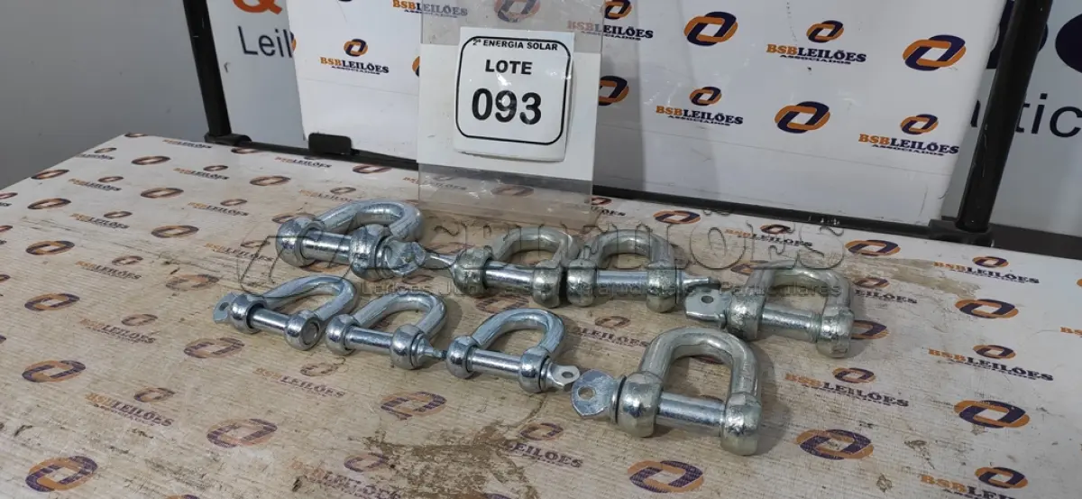 LOTE 093 - 01 LOTE COM MANILHA RETA PARA CABO DE AÇO. (NO ESTADO) ATENÇÃO! FAZER A VISITAÇÃO ANTES DE ARREMATAR, NÃO SABEMOS SE FUNCIONA, LEILÃO NÃO TEM GARANTIA E NEM DEVOLUÇÃO, SUJEITO A POSSÍVEIS AVARIAS VISÍVEIS/OCULTAS E/OU AUSÊNCIA DE COMPONENTES.