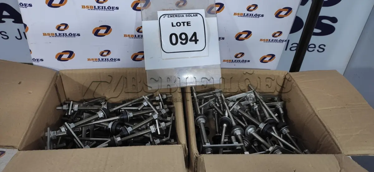 LOTE 094 - 02 CAIXAS COM PARAFUSOS DE FIXAÇÃO METÁLICO M10 X 250MM AÇO INOX.  (NO ESTADO) ATENÇÃO! FAZER A VISITAÇÃO ANTES DE ARREMATAR, NÃO SABEMOS SE FUNCIONA, LEILÃO NÃO TEM GARANTIA E NEM DEVOLUÇÃO, SUJEITO A POSSÍVEIS AVARIAS VISÍVEIS/OCULTAS E/OU AUSÊNCIA DE COMPONENTES.