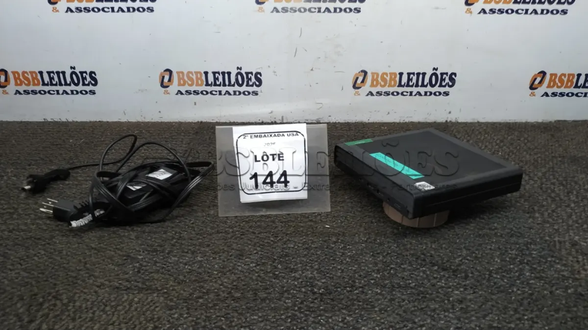LOTE 144 - 01 CPU SEM MEMÓRIA E HD COM FONTE. (NO ESTADO EM QUE SE ENCONTRA. SUJEITO A AVARIAS OCULTAS/VISÍVEIS.) BM0464S